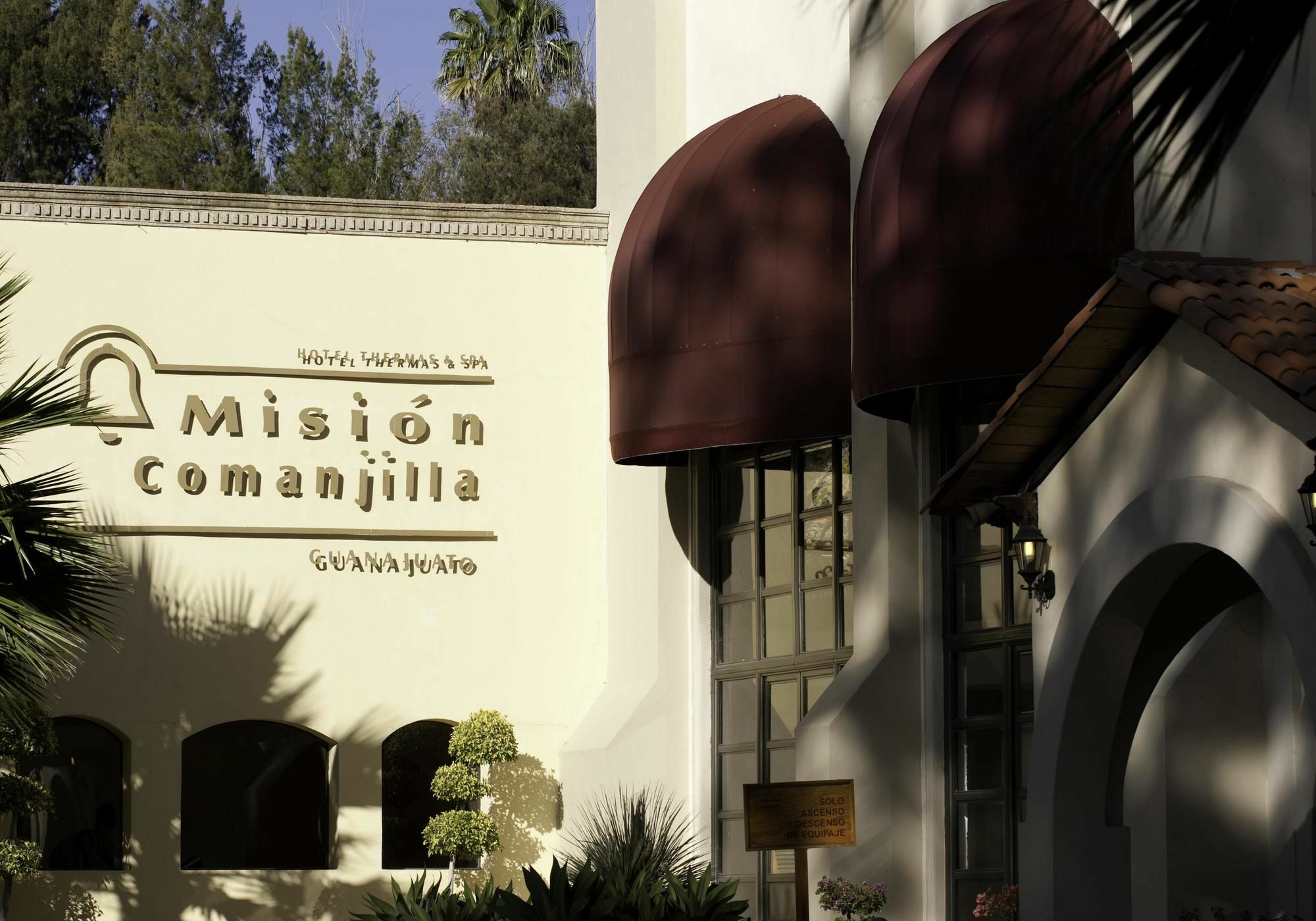 Hotel Mision Comanjilla Zewnętrze zdjęcie